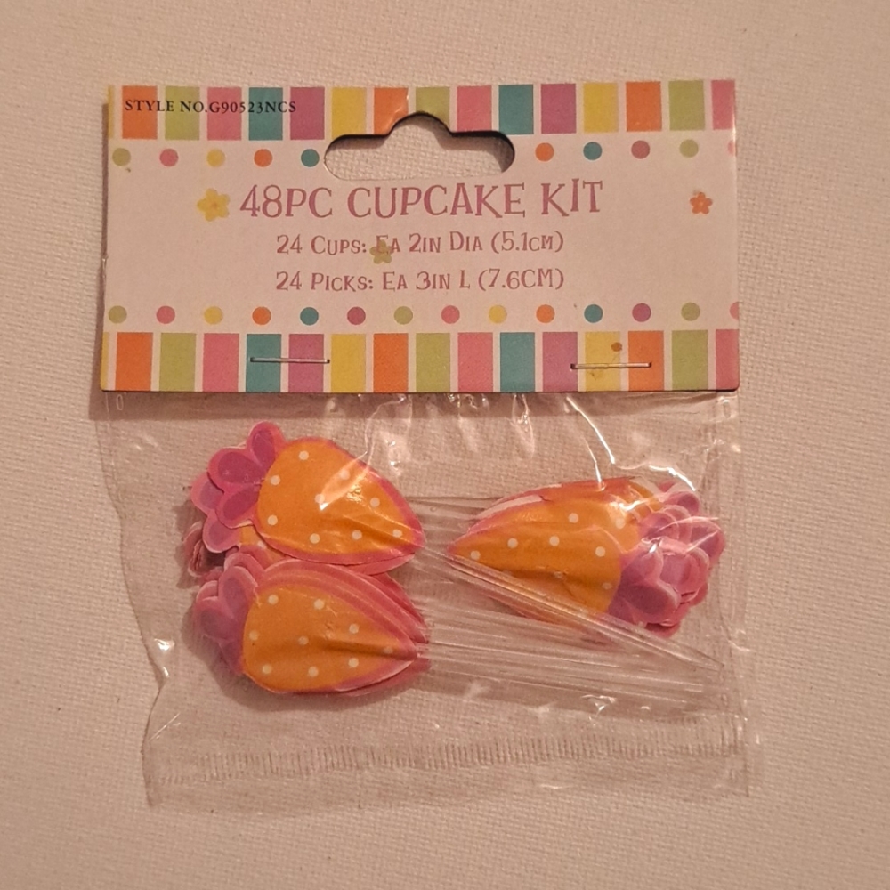 4/$15 🌻 NWT Set of 24 Carrot Cupcake Toppers Picks